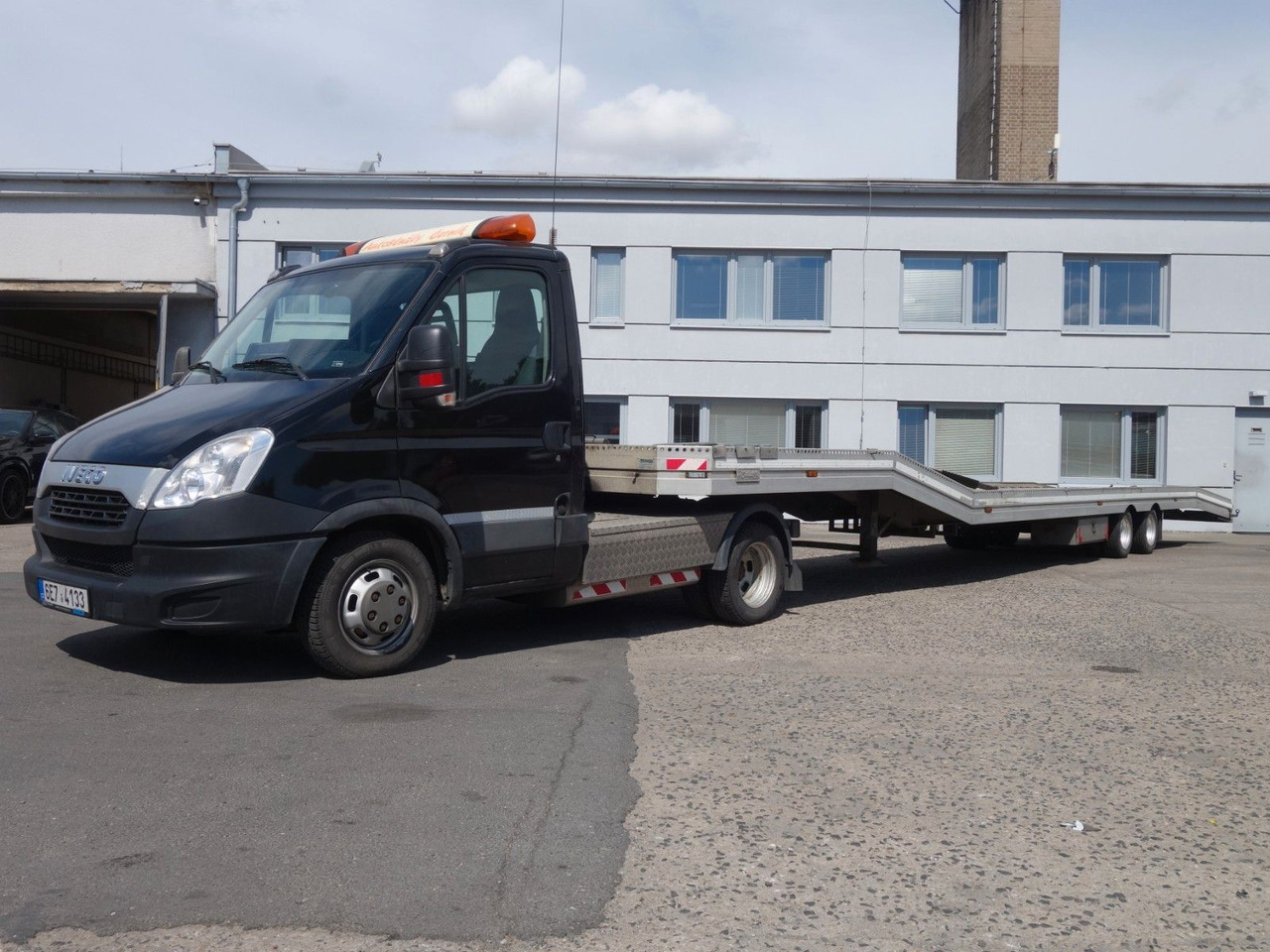 Iveco Daily 35C17 mit Anhänger für 3 PKW - شاحنة نقل سيارات شاحنة: صور 2 Iveco Daily 35C17 mit Anhänger für 3 PKW - شاحنة نقل سيارات شاحنة: صور 2