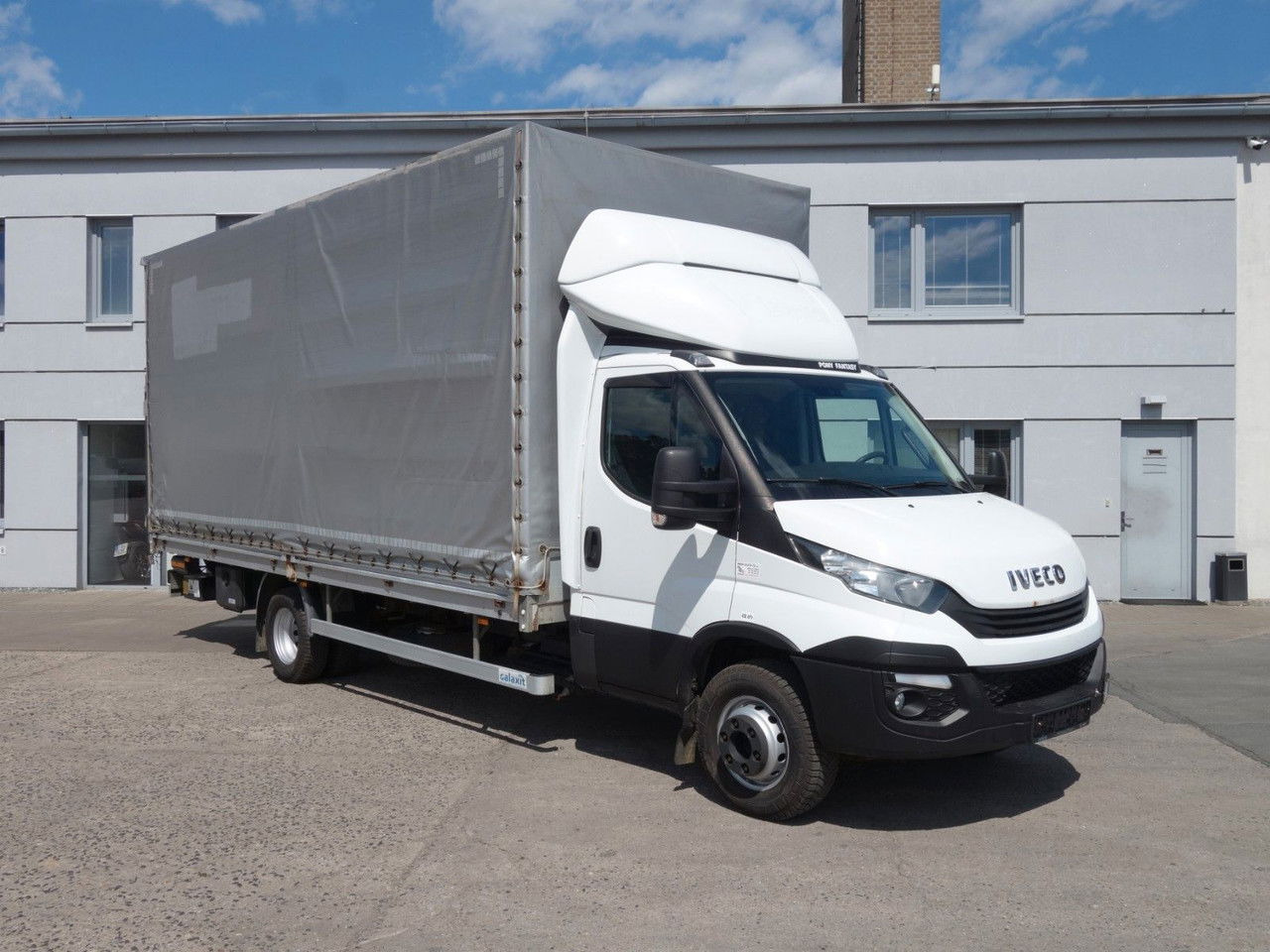 Iveco Daily 70 70C18 mit LBW - شاحنة ستارة: صور 2 Iveco Daily 70 70C18 mit LBW - شاحنة ستارة: صور 2