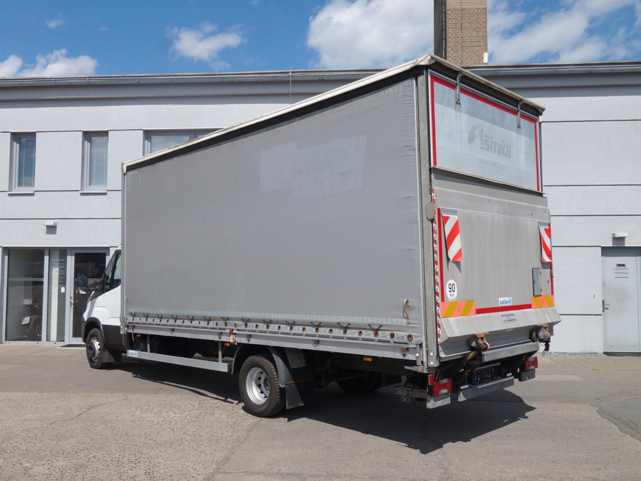 Iveco Daily 70C18 mit LBW - الشاحنات الصغيرة ستائر: صور 3 Iveco Daily 70C18 mit LBW - الشاحنات الصغيرة ستائر: صور 3