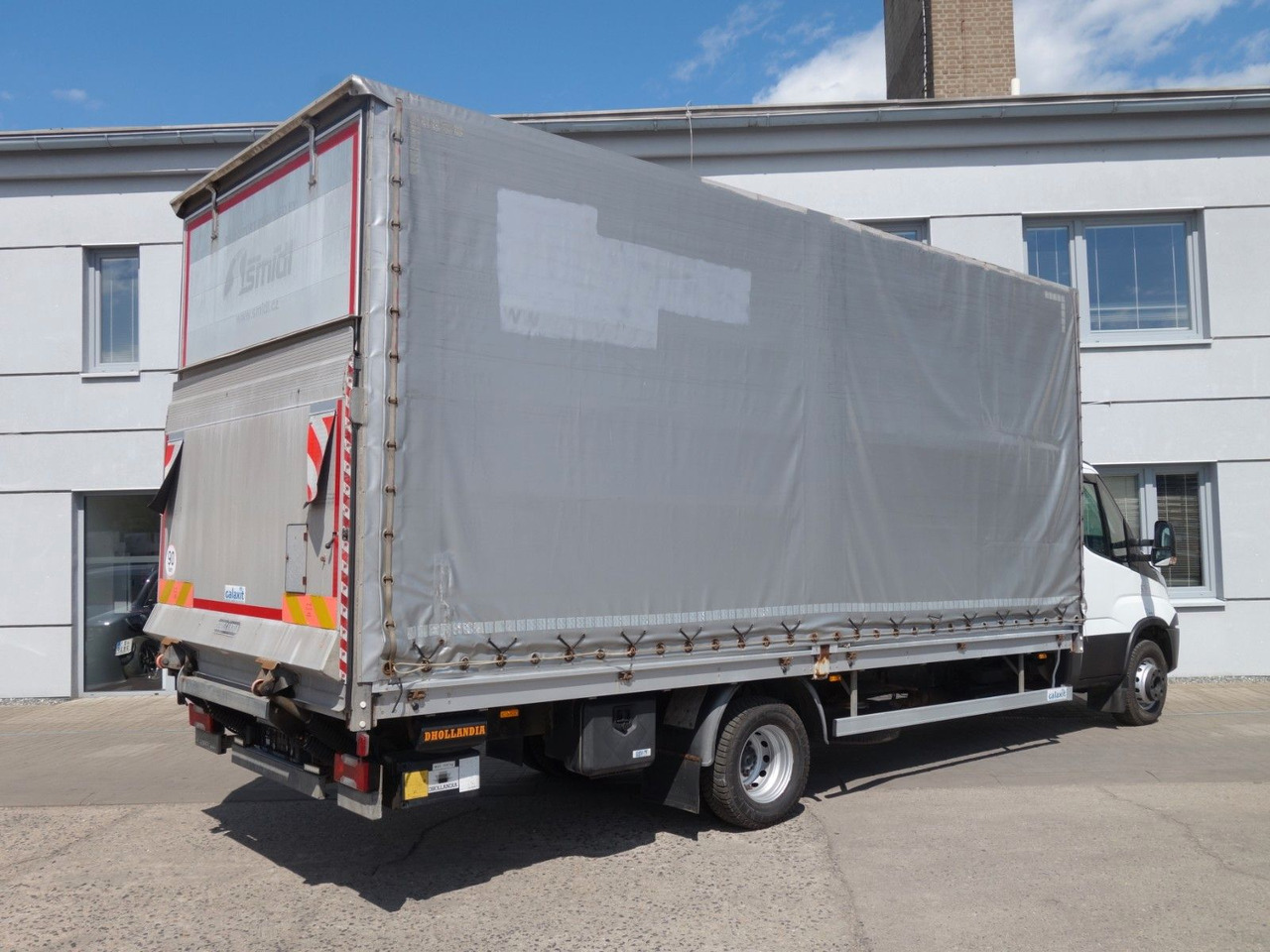 Iveco Daily 70C18 mit LBW - الشاحنات الصغيرة ستائر: صور 4 Iveco Daily 70C18 mit LBW - الشاحنات الصغيرة ستائر: صور 4