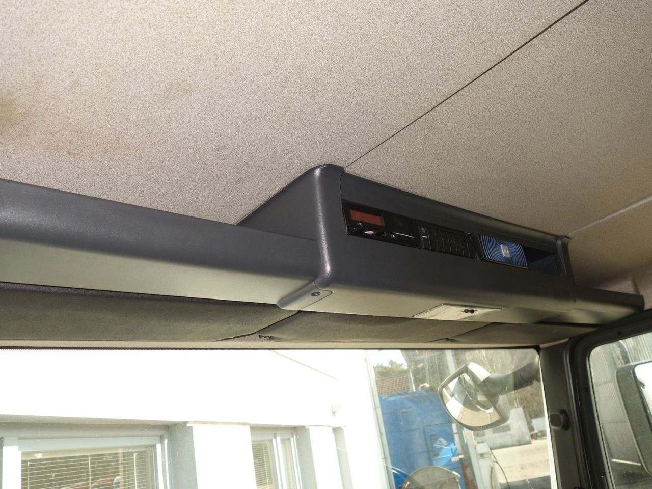 تأجير  MAN TGL 8.190 mit Thermo King. 2 Temperaturen MAN TGL 8.190 mit Thermo King. 2 Temperaturen: صور 18