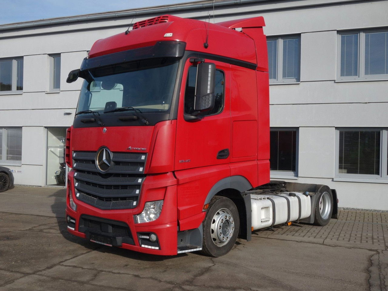 Mercedes-Benz Actros 1845 Lsnrl, Lowdeck, Standklima, 2 Stk. - شاحنة جرار: صور 2 Mercedes-Benz Actros 1845 Lsnrl, Lowdeck, Standklima, 2 Stk. - شاحنة جرار: صور 2