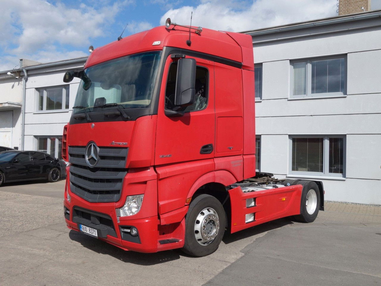 Mercedes-Benz Actros 1846 LS Standard Big Space - شاحنة جرار: صور 2 Mercedes-Benz Actros 1846 LS Standard Big Space - شاحنة جرار: صور 2