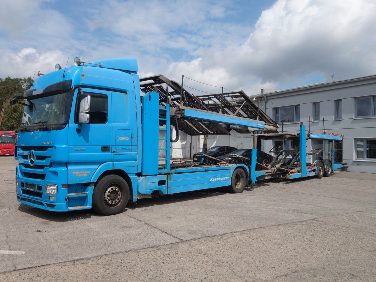 Mercedes-Benz Actros 1846 mit Kässbohrer Metago/Vario - شاحنة نقل سيارات شاحنة: صور 2 Mercedes-Benz Actros 1846 mit Kässbohrer Metago/Vario - شاحنة نقل سيارات شاحنة: صور 2