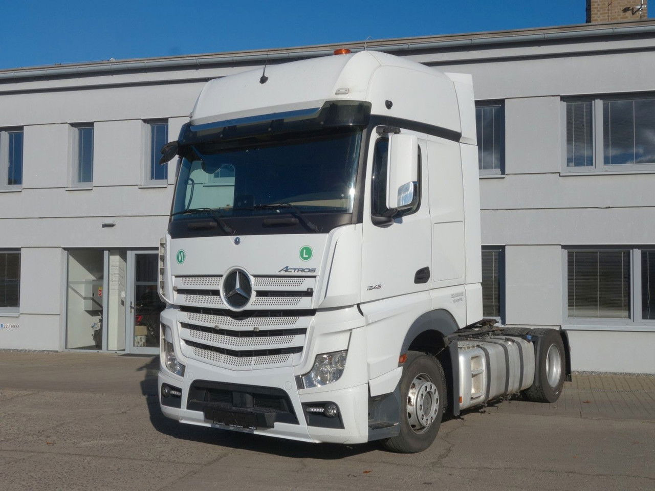 Mercedes-Benz Actros 1848 Giga Space, Standard - شاحنة جرار: صور 1 Mercedes-Benz Actros 1848 Giga Space, Standard - شاحنة جرار: صور 1