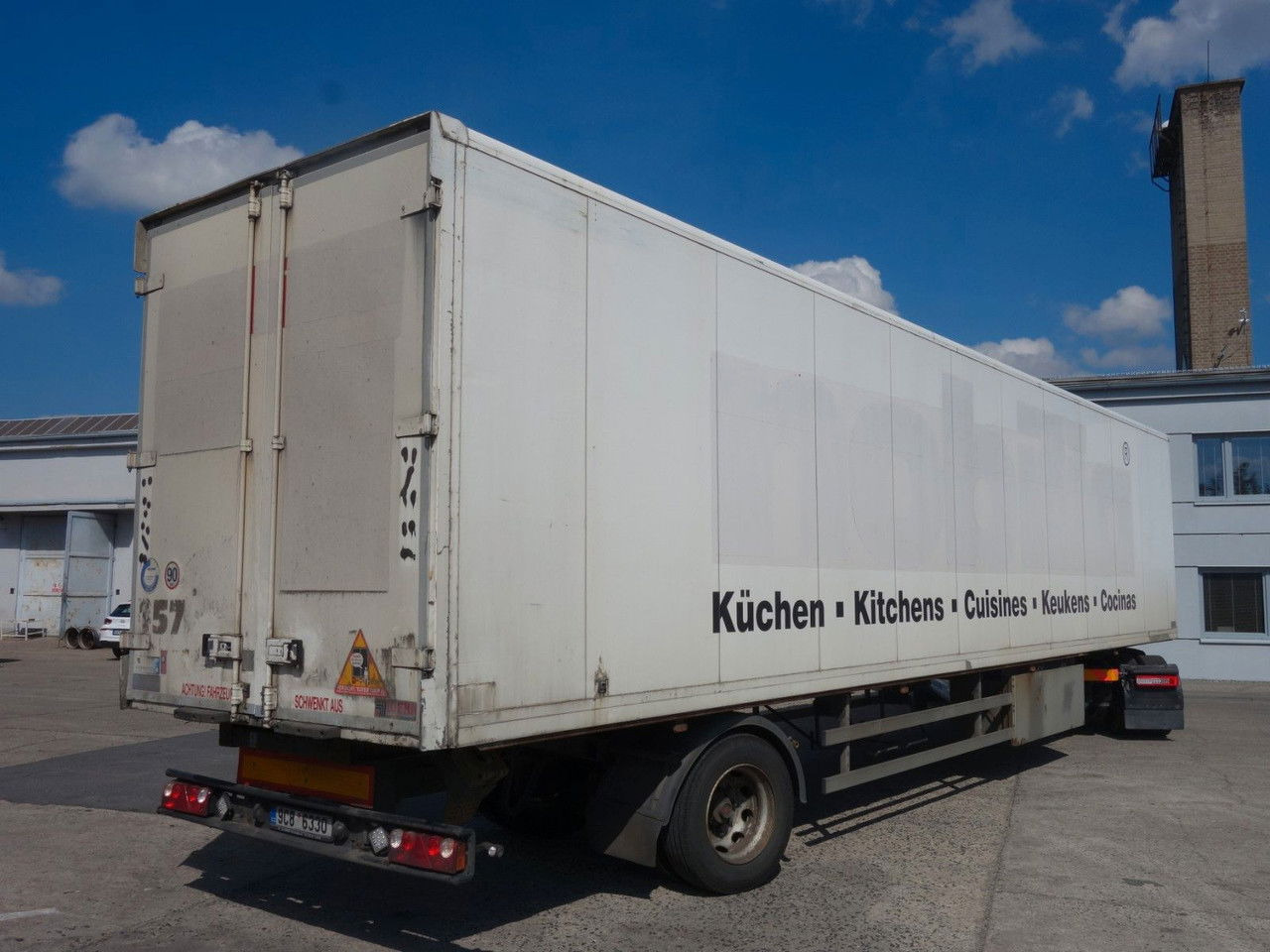 WEKA Weka, 1 Achse, Lenkachse 1 Achse, Lenkachse - بصندوق مغلق نصف مقطورة: صور 4 WEKA Weka, 1 Achse, Lenkachse 1 Achse, Lenkachse - بصندوق مغلق نصف مقطورة: صور 4