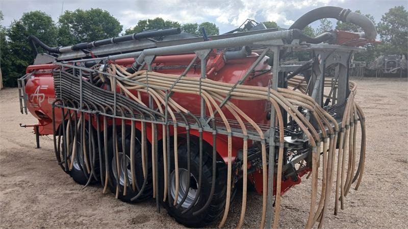 AP GV 25 m. 24 slangbom - صهريج السماد السائل: صور 4 AP GV 25 m. 24 slangbom - صهريج السماد السائل: صور 4