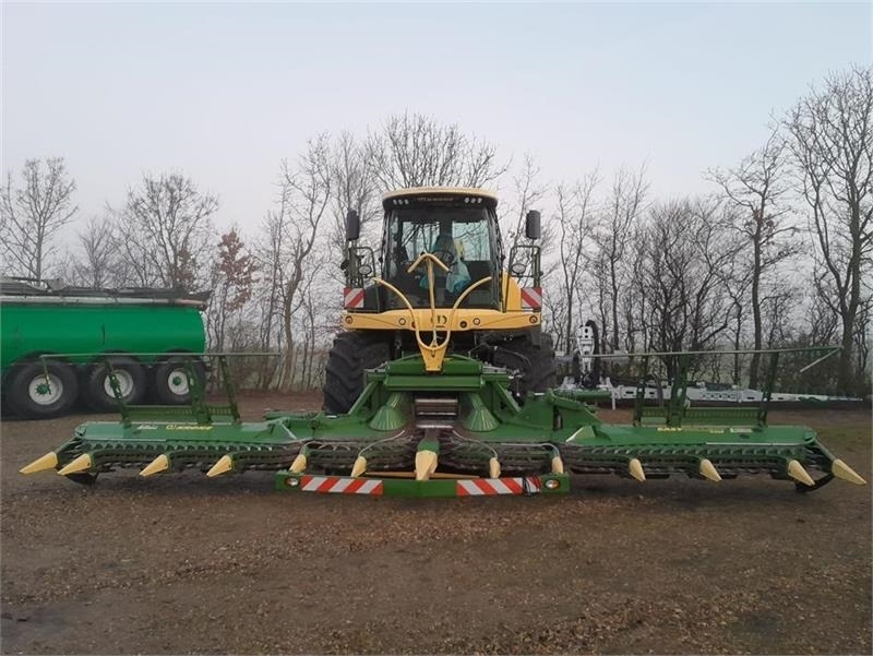 Krone Big X 630 - حصادة الأعلاف: صور 3 Krone Big X 630 - حصادة الأعلاف: صور 3
