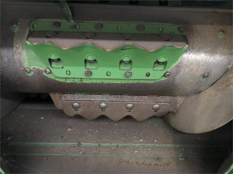 Krone EasyFlow 300S - معدات القش: صور 5 Krone EasyFlow 300S - معدات القش: صور 5