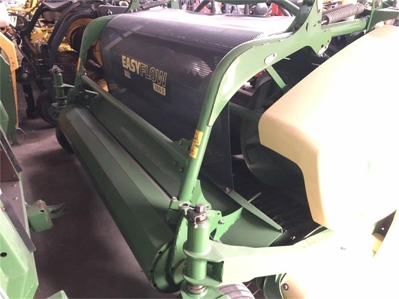 Krone EasyFlow 300S - معدات القش: صور 4 Krone EasyFlow 300S - معدات القش: صور 4