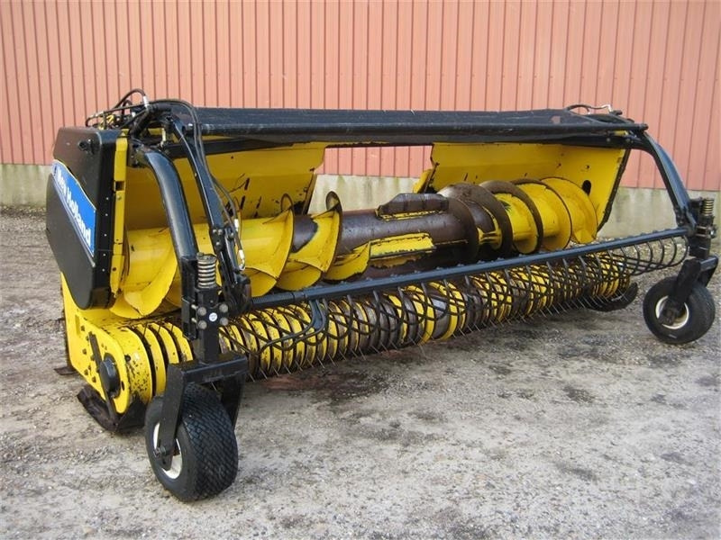 New Holland 283 380 FPE græspickup - معدات القش: صور 1 New Holland 283 380 FPE græspickup - معدات القش: صور 1