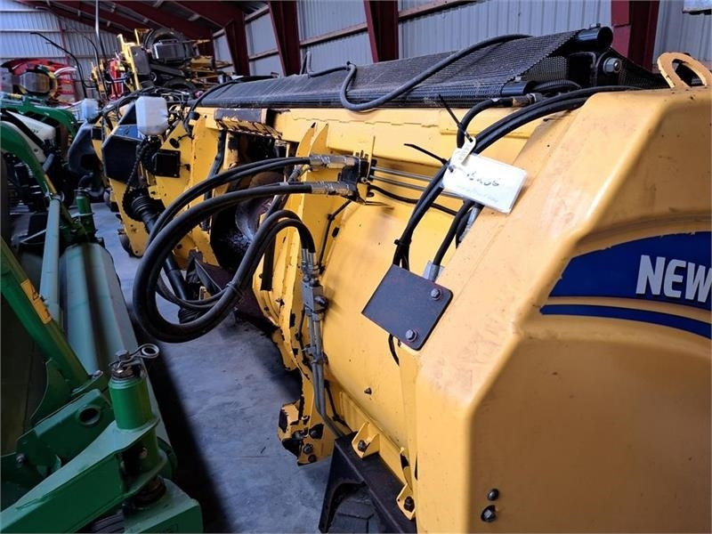 New Holland 283 Header - معدات القش: صور 1 New Holland 283 Header - معدات القش: صور 1