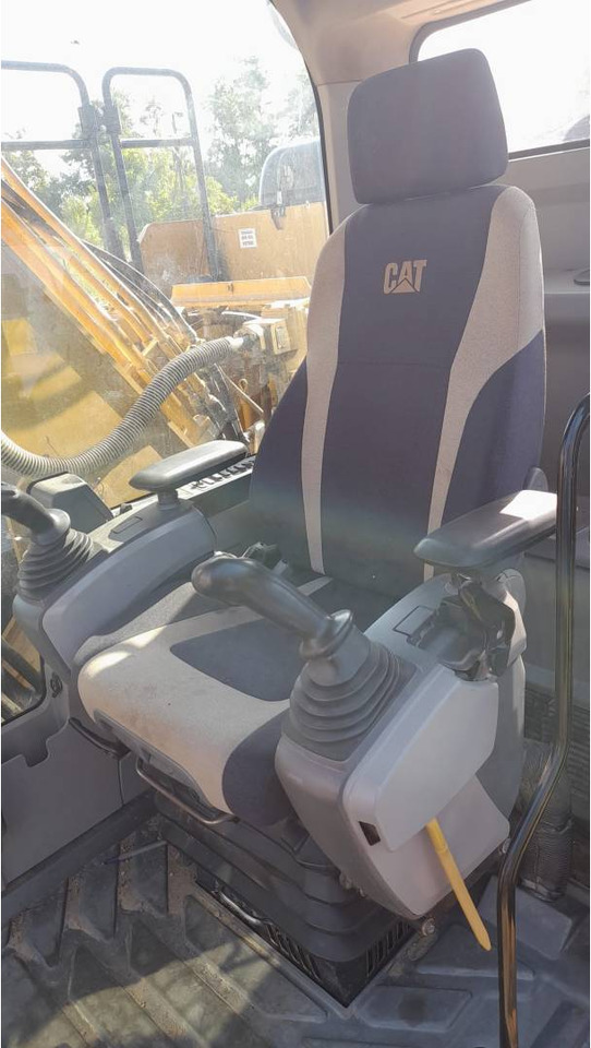 حفارات زحافة CAT 320EL: صور 7