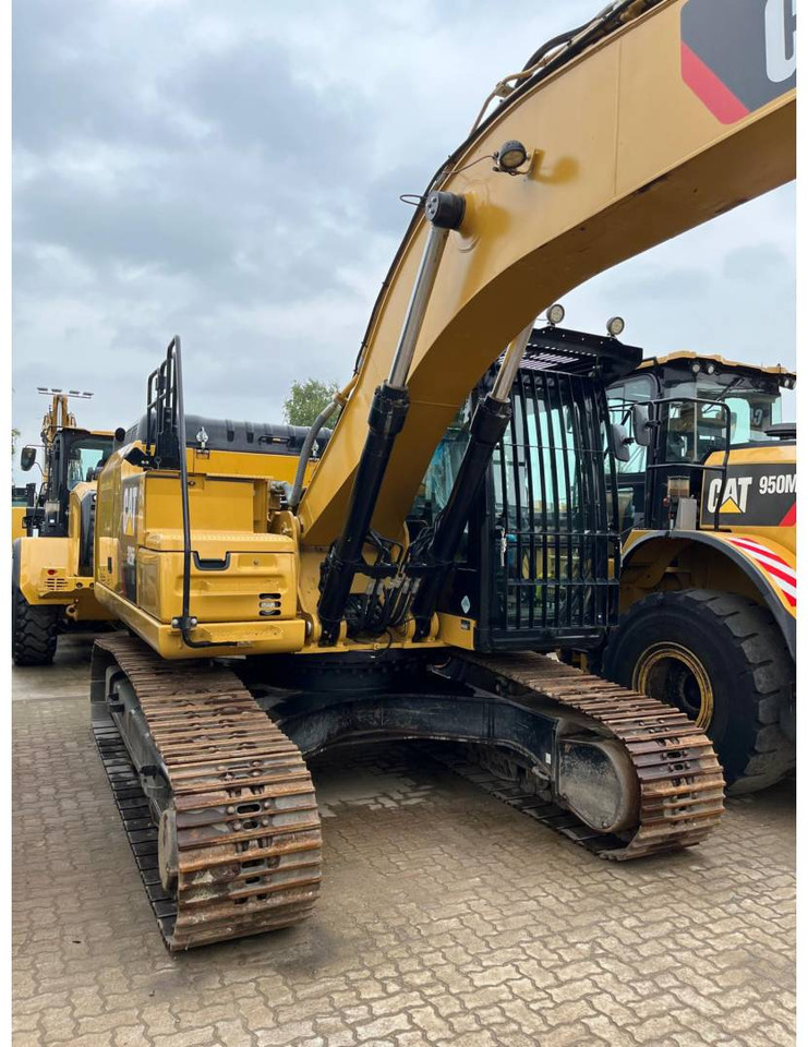 CAT 326FLN - حفارات زحافة: صور 2 CAT 326FLN - حفارات زحافة: صور 2