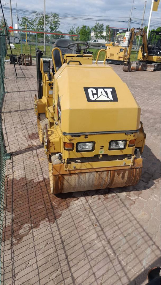 CAT CB 1.8 - مدحلة: صور 2 CAT CB 1.8 - مدحلة: صور 2