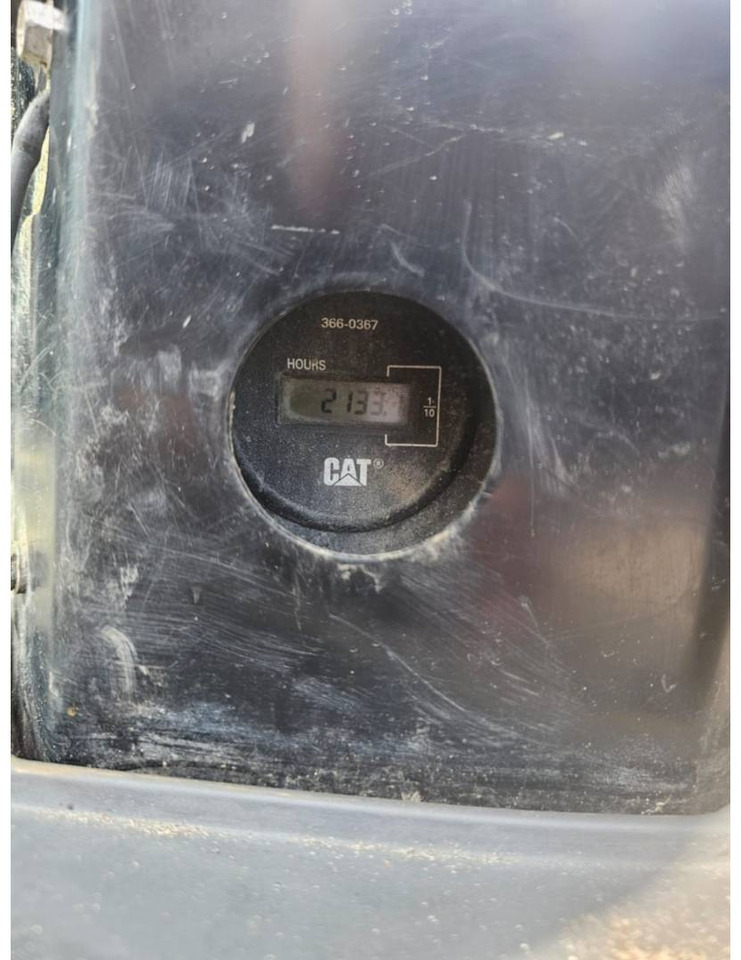 CAT 305.5E2CR - حفارات زحافة: صور 5 CAT 305.5E2CR - حفارات زحافة: صور 5