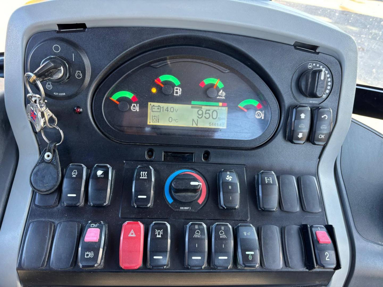 CAT 432 F 2 - حفار متعدد الاستخدام: صور 5 CAT 432 F 2 - حفار متعدد الاستخدام: صور 5