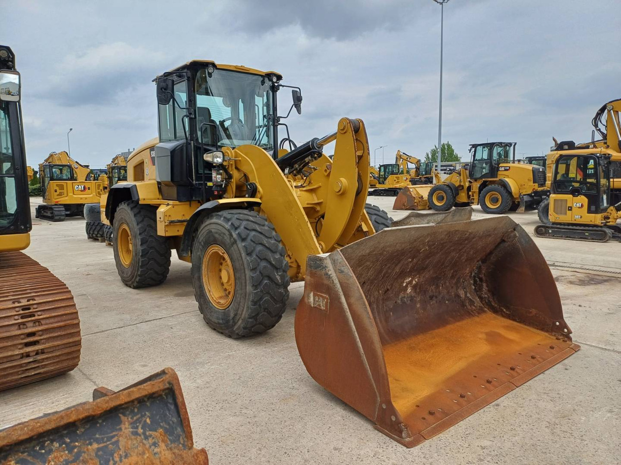 CAT 938M - اللودر بعجل: صور 2 CAT 938M - اللودر بعجل: صور 2