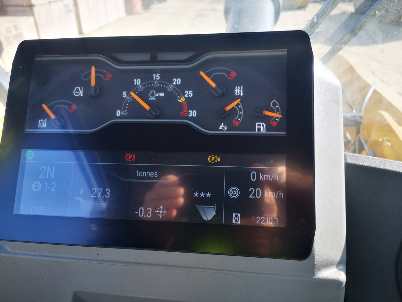 CAT 972 - اللودر بعجل: صور 5 CAT 972 - اللودر بعجل: صور 5