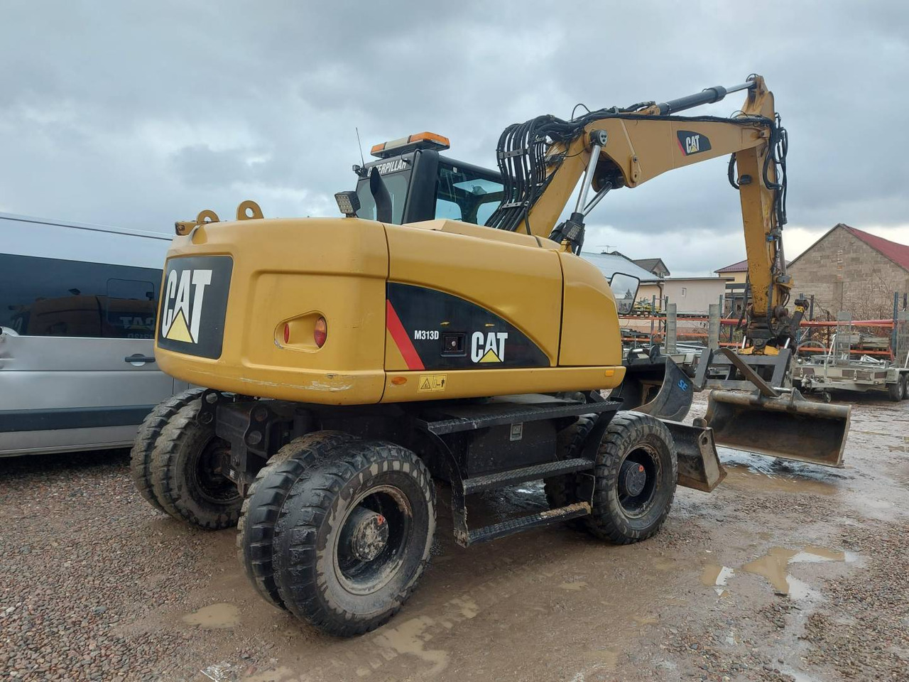 CAT M313D - حفارة على عجلات: صور 3 CAT M313D - حفارة على عجلات: صور 3