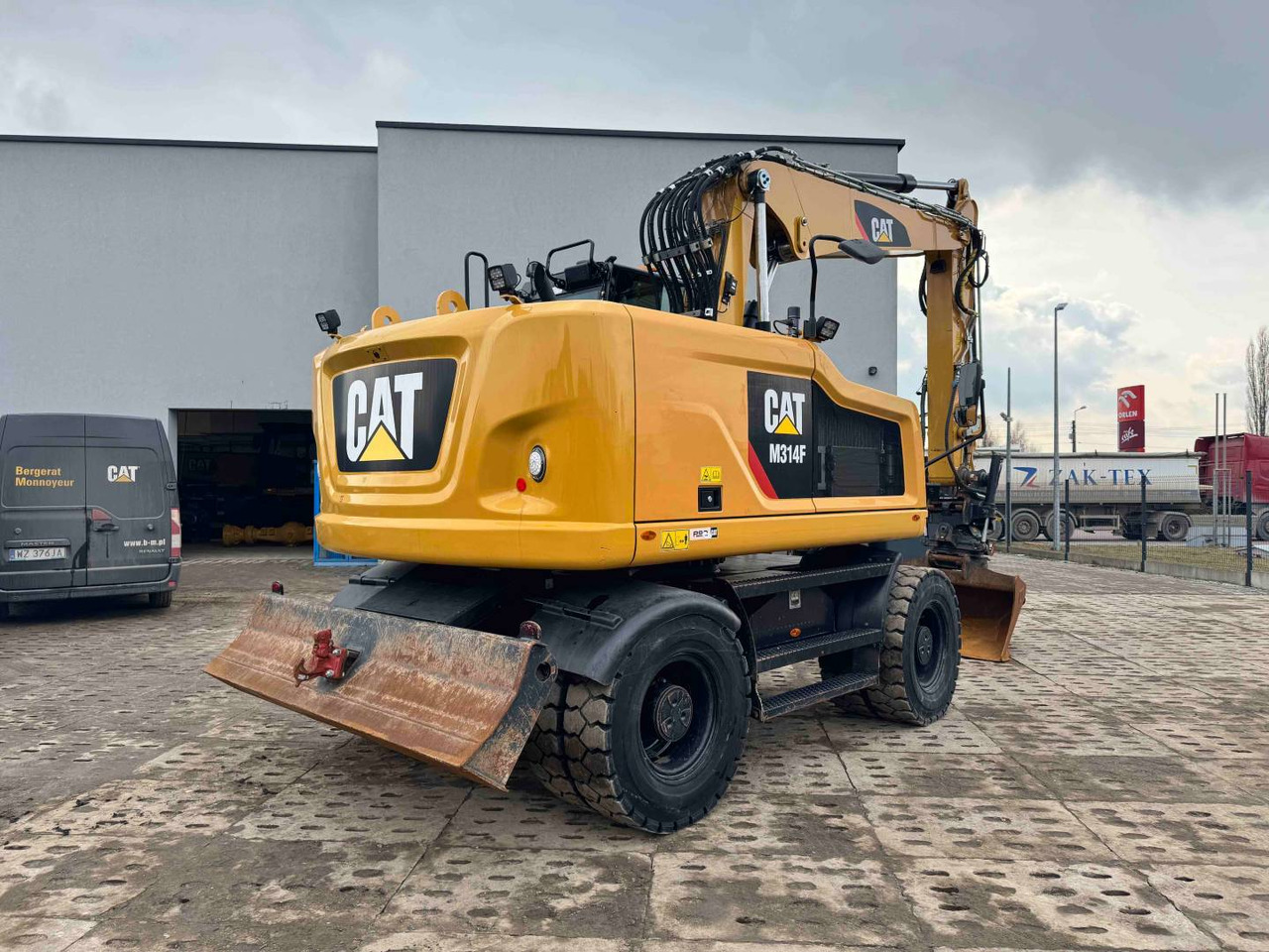CAT M314F - حفارة على عجلات: صور 3 CAT M314F - حفارة على عجلات: صور 3