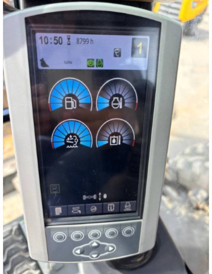 CAT M315F - حفارة على عجلات: صور 5 CAT M315F - حفارة على عجلات: صور 5