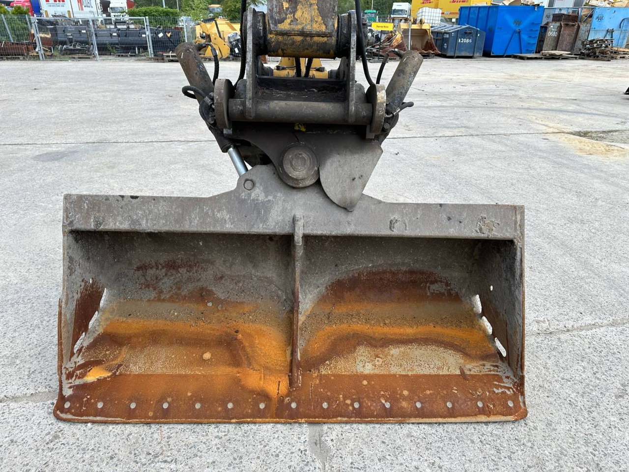 حفارة على عجلات CAT M318F: صور 19