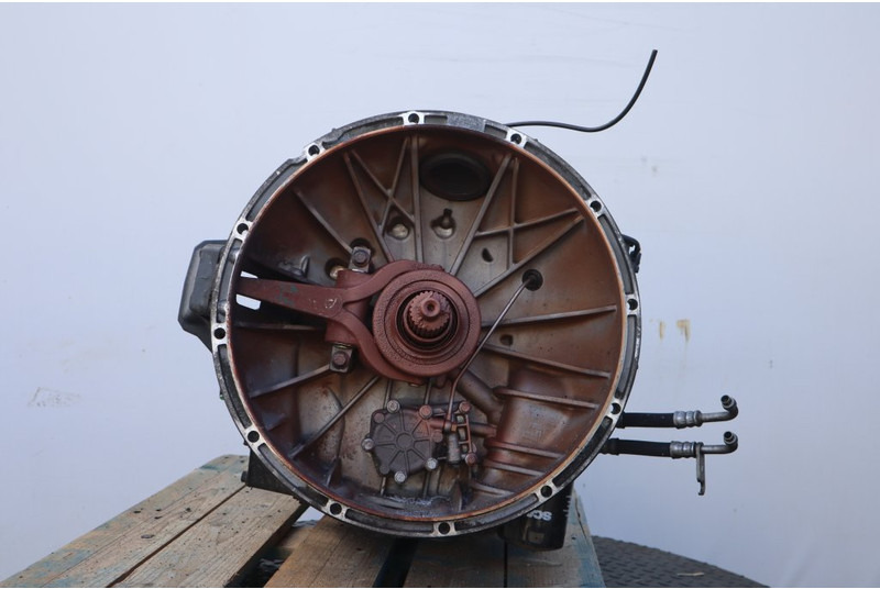 MAN 12+2GZ 2700DD 81.32004-6484 - علبة التروس - شاحنة: صور 2 MAN 12+2GZ 2700DD 81.32004-6484 - علبة التروس - شاحنة: صور 2