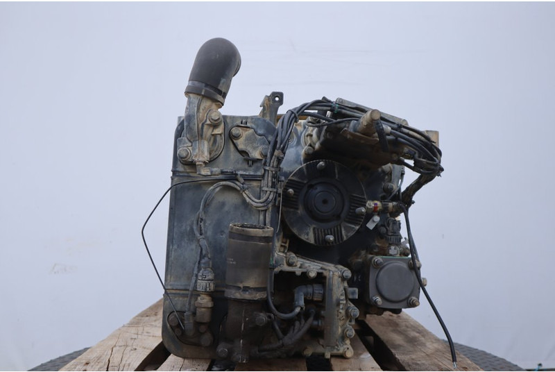 MAN 12+2GZ 2700DD+RETARDER 81.32004-6462 - علبة التروس - شاحنة: صور 4 MAN 12+2GZ 2700DD+RETARDER 81.32004-6462 - علبة التروس - شاحنة: صور 4