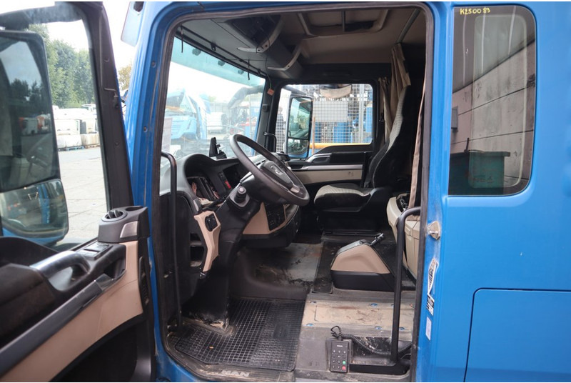 MAN F99L40 TGX XL EURO6 - الكابينة والداخلية - شاحنة: صور 5 MAN F99L40 TGX XL EURO6 - الكابينة والداخلية - شاحنة: صور 5