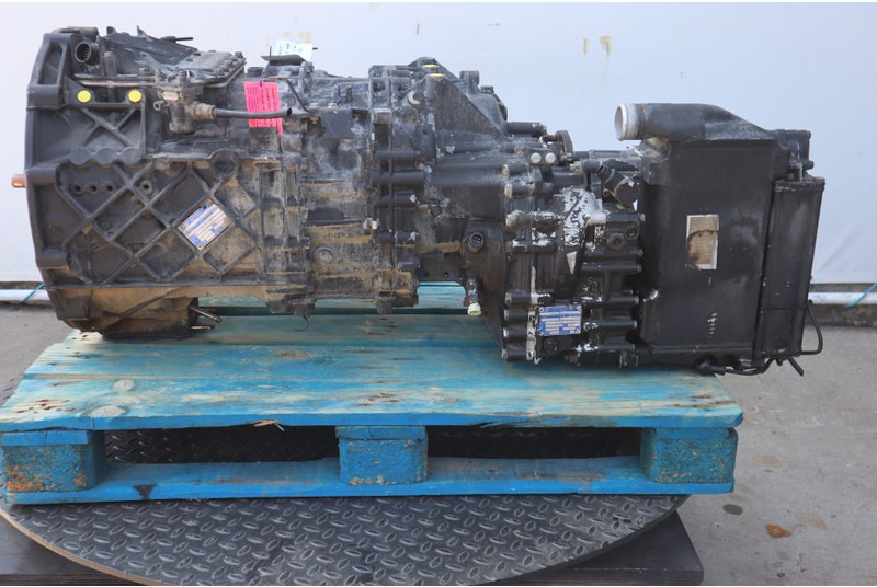 ZF 12AS2301OD+INT 81.32004-6106 - علبة التروس - شاحنة: صور 1 ZF 12AS2301OD+INT 81.32004-6106 - علبة التروس - شاحنة: صور 1