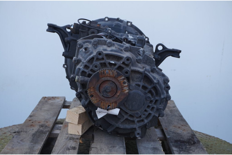 ZF 6S800OD TGL 81.32004-6180 - علبة التروس - شاحنة: صور 4 ZF 6S800OD TGL 81.32004-6180 - علبة التروس - شاحنة: صور 4