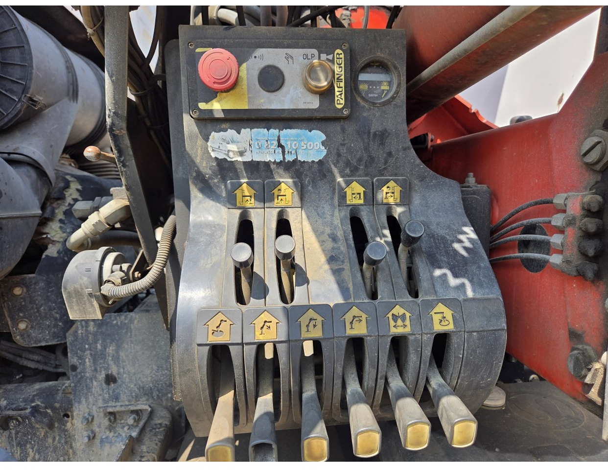 قلابات, شاحنة كرين MAN TGA 26.350 6X4 BORDMATIC TIPPER CRANE PALFINGER PK15500: صور 12