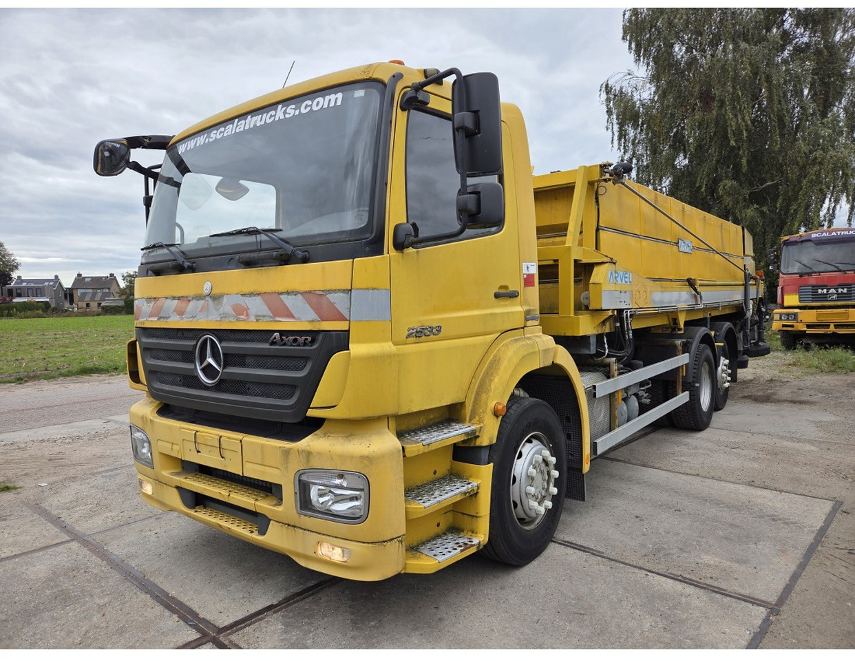 MERCEDES AXOR 2533 6X2 CHASSIS LOW MILEAGE - الشاسيه شاحنة, جرافة ثلج: صور 1 MERCEDES AXOR 2533 6X2 CHASSIS LOW MILEAGE - الشاسيه شاحنة, جرافة ثلج: صور 1