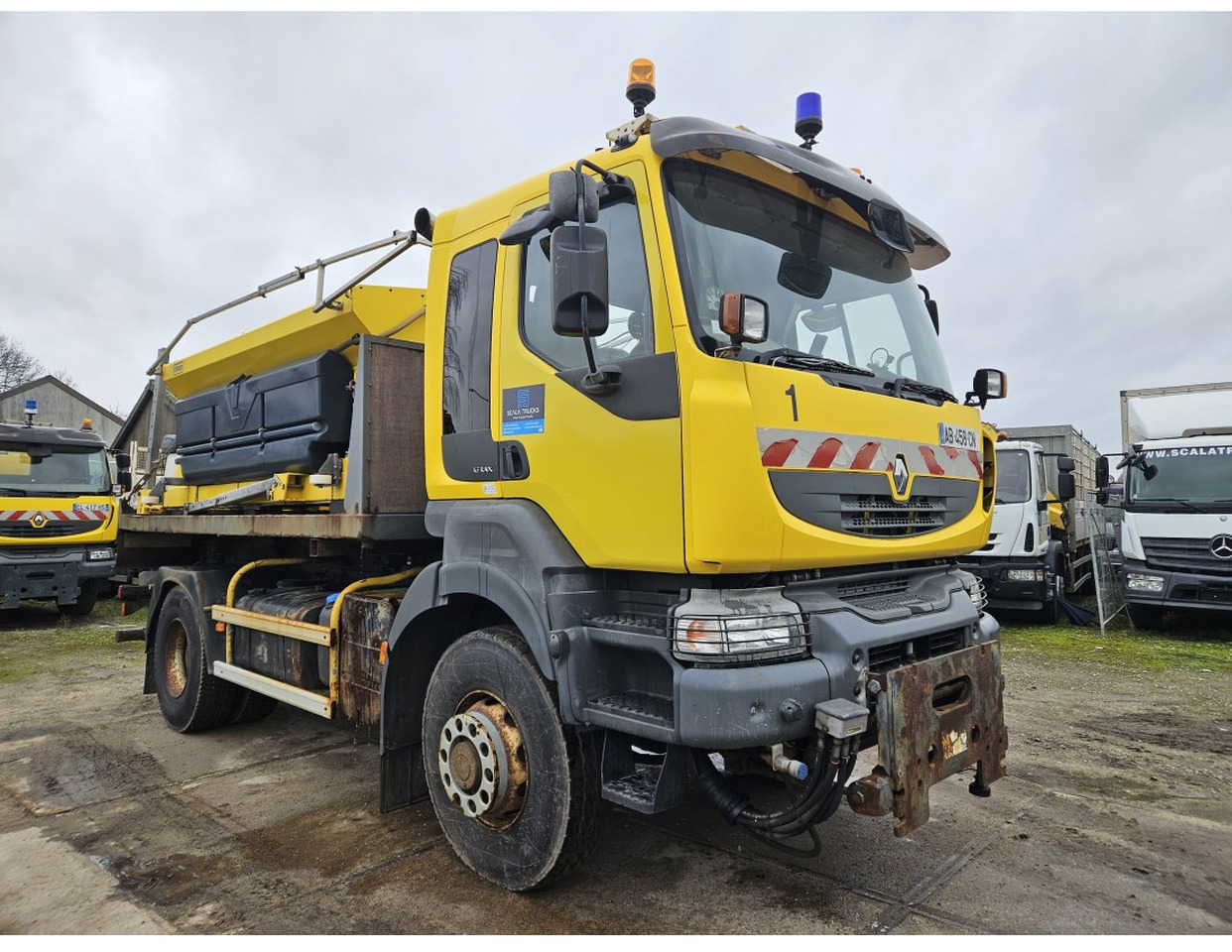 Renault Kerax 450 4x4 Salt spreader Gritter - قلابات: صور 3 Renault Kerax 450 4x4 Salt spreader Gritter - قلابات: صور 3