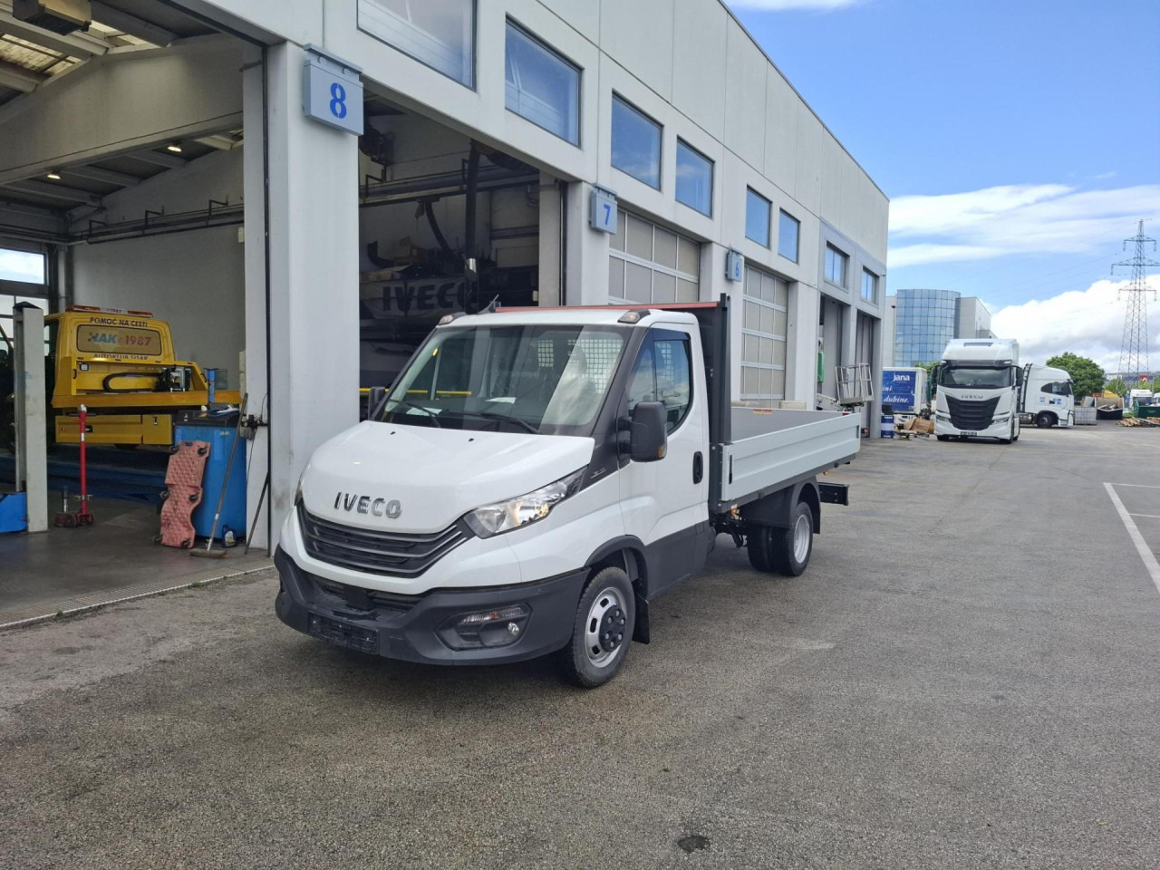 IVECO Daily 35C14 - فان: صور 1 IVECO Daily 35C14 - فان: صور 1