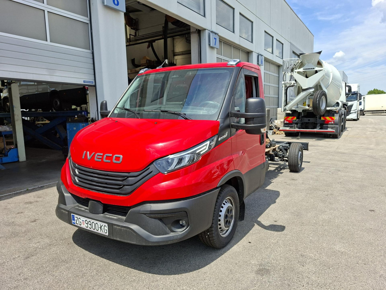 IVECO Daily 35C21HA8/P - الشاسيه شاحنة: صور 1 IVECO Daily 35C21HA8/P - الشاسيه شاحنة: صور 1