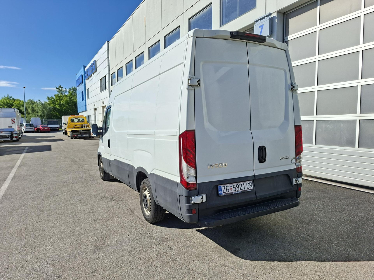 IVECO Daily 35S14V - الشاحنات الصغيرة المبردة: صور 4 IVECO Daily 35S14V - الشاحنات الصغيرة المبردة: صور 4