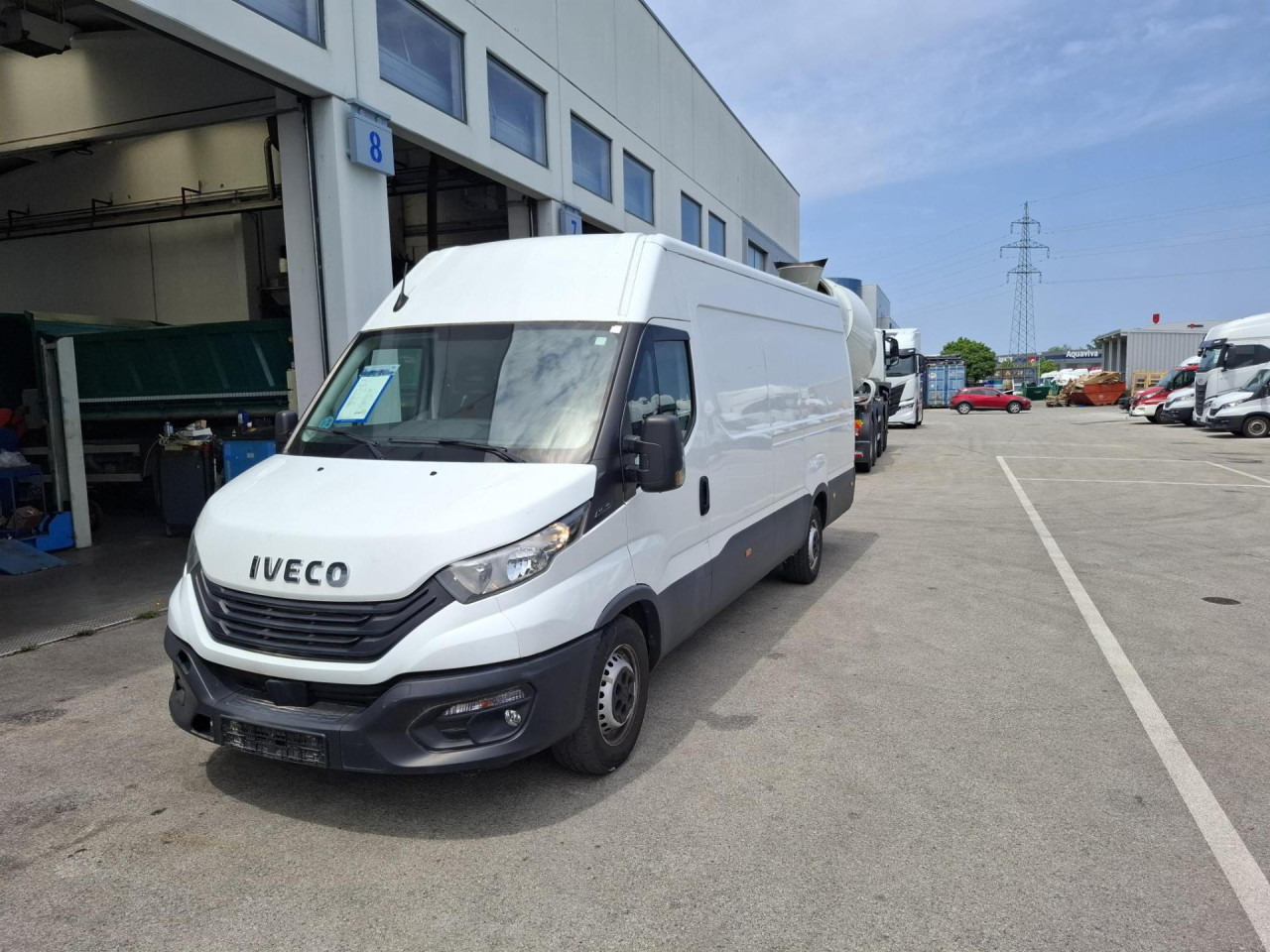 IVECO Daily 35S16V - ميكروباص: صور 1 IVECO Daily 35S16V - ميكروباص: صور 1