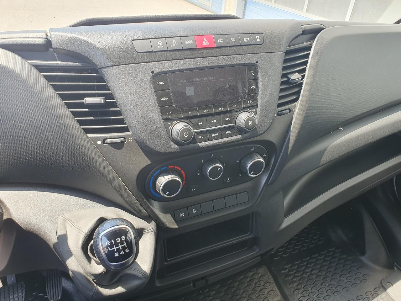 ميكروباص IVECO Daily 35S16V: صور 7 ميكروباص IVECO Daily 35S16V: صور 7