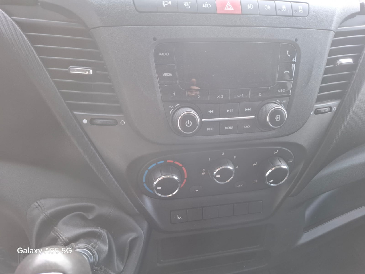 IVECO Daily 35S16V - ميكروباص: صور 5 IVECO Daily 35S16V - ميكروباص: صور 5