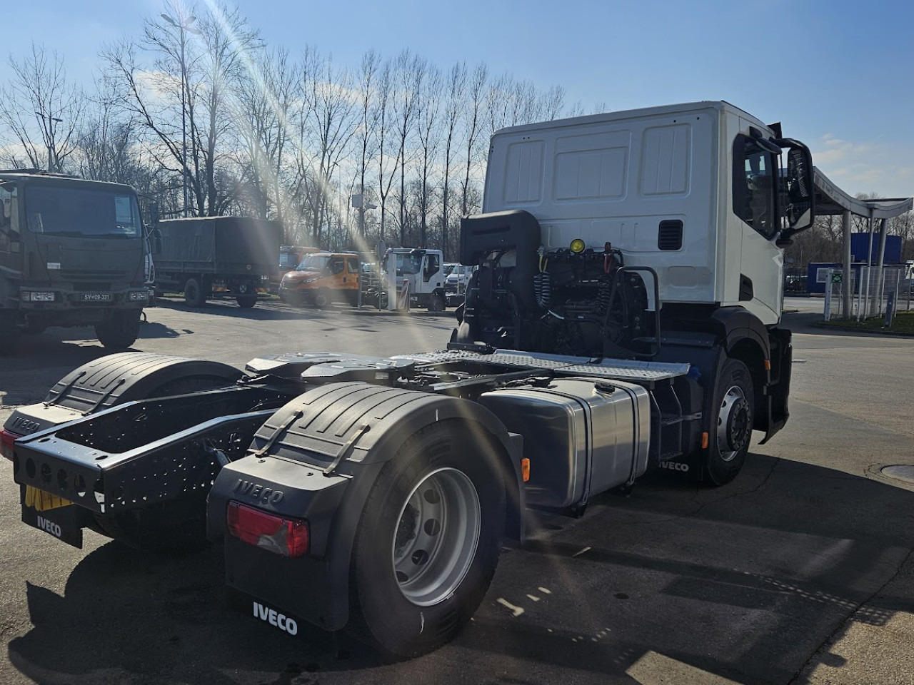 IVECO S-Way AD440S46T/P - شاحنة جرار: صور 5 IVECO S-Way AD440S46T/P - شاحنة جرار: صور 5