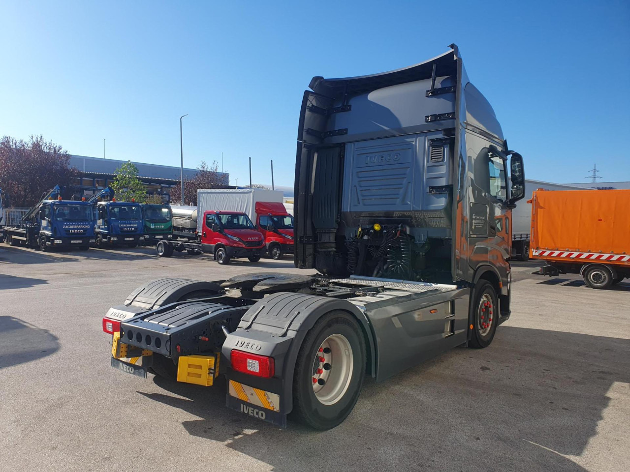 IVECO S-Way AS440S48T/P - شاحنة جرار: صور 3 IVECO S-Way AS440S48T/P - شاحنة جرار: صور 3