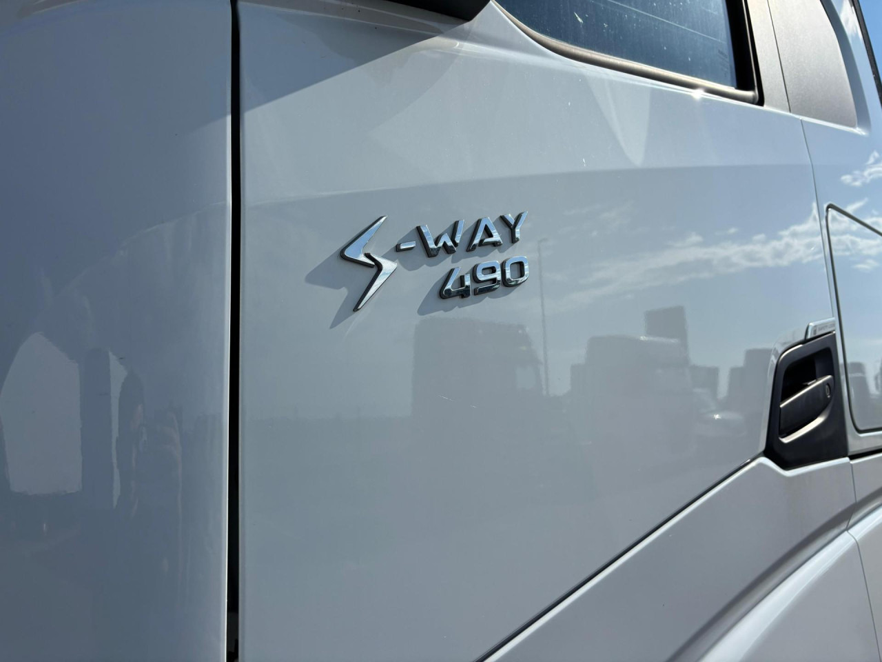 IVECO S-Way AS440S49T/P - شاحنة جرار: صور 5 IVECO S-Way AS440S49T/P - شاحنة جرار: صور 5