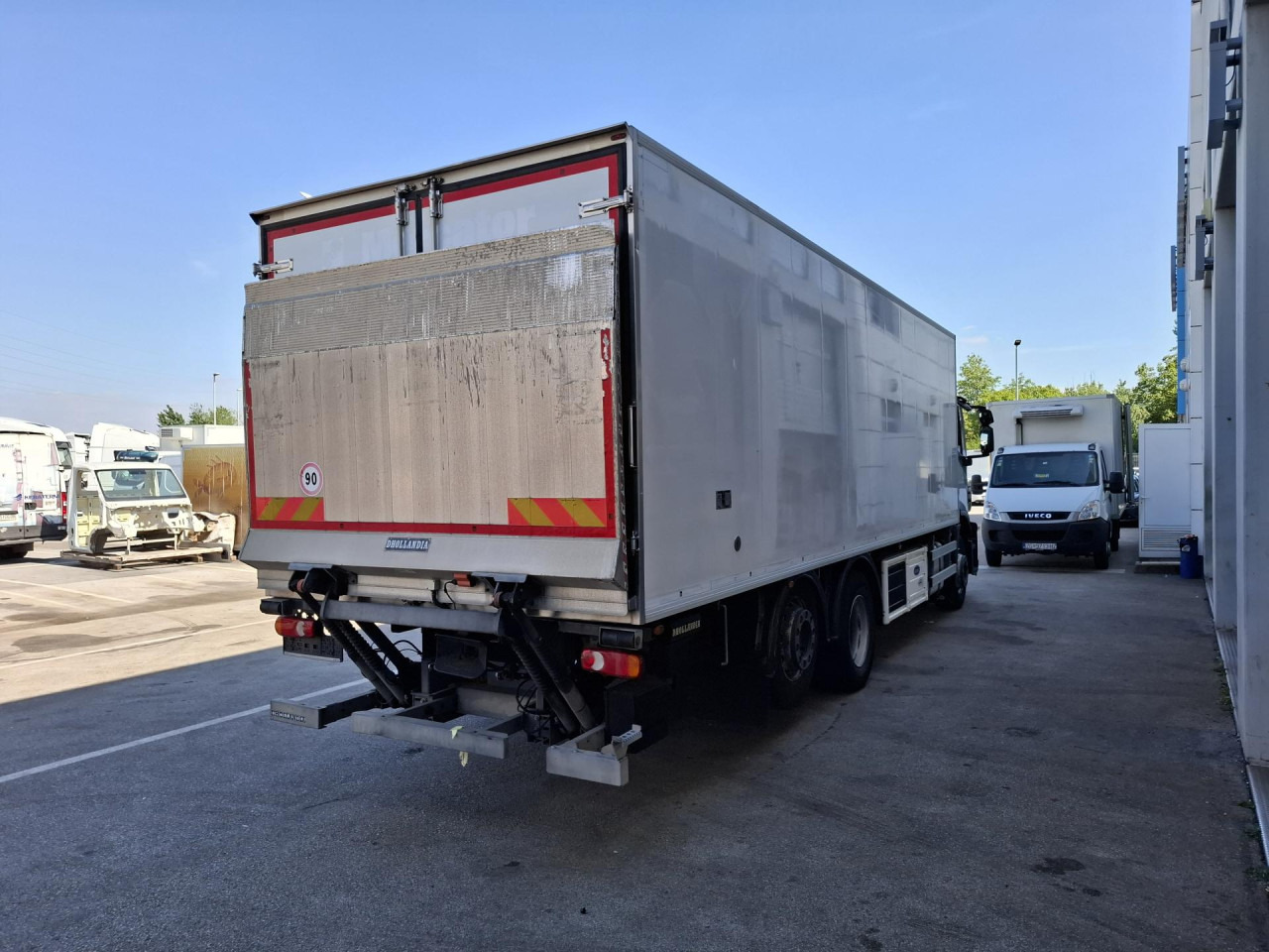 مبردة شاحنة IVECO Stralis AD260S42Y/FS D: صور 9