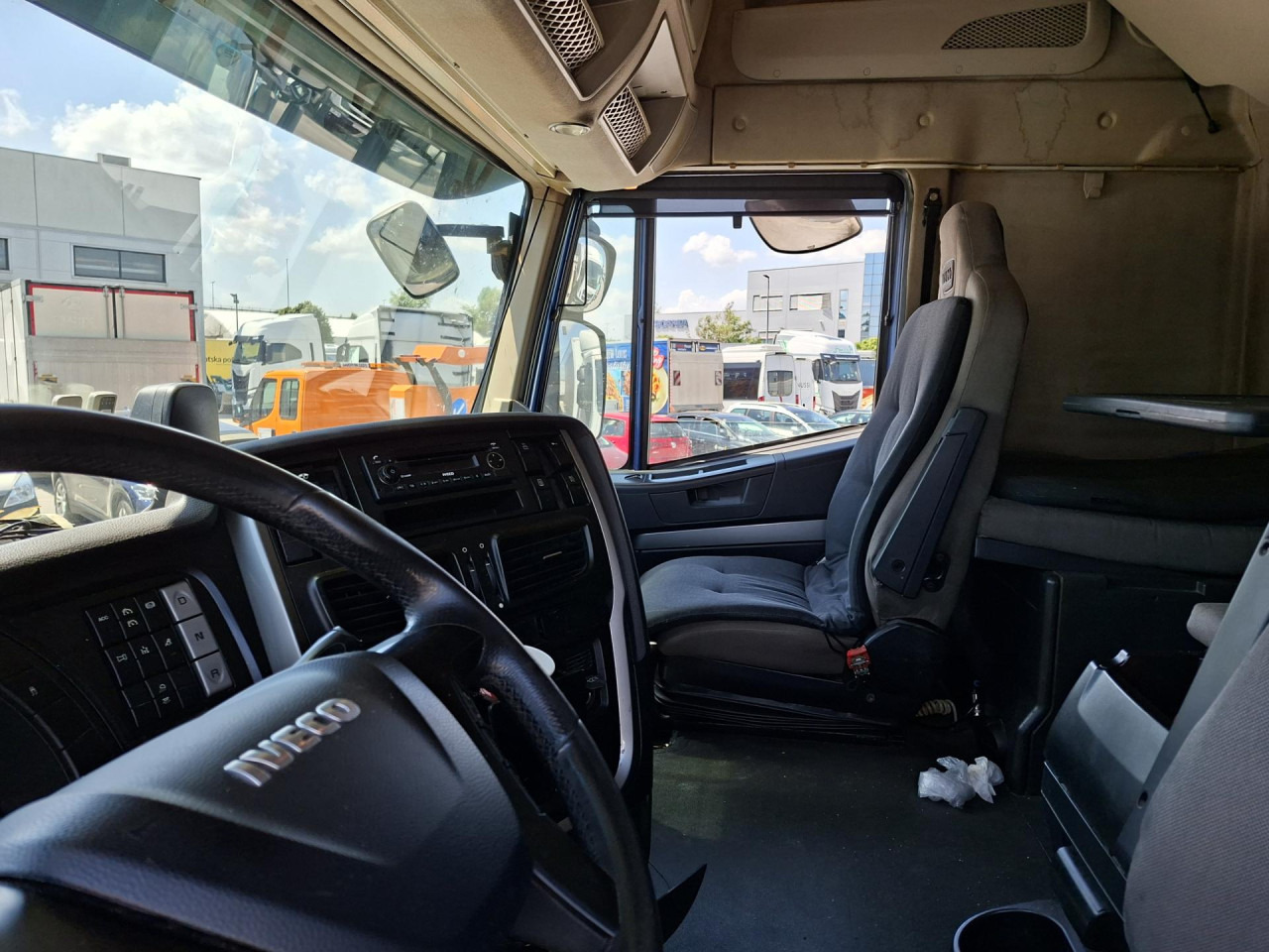 IVECO Stralis AS440S48T/P - شاحنة جرار: صور 4 IVECO Stralis AS440S48T/P - شاحنة جرار: صور 4