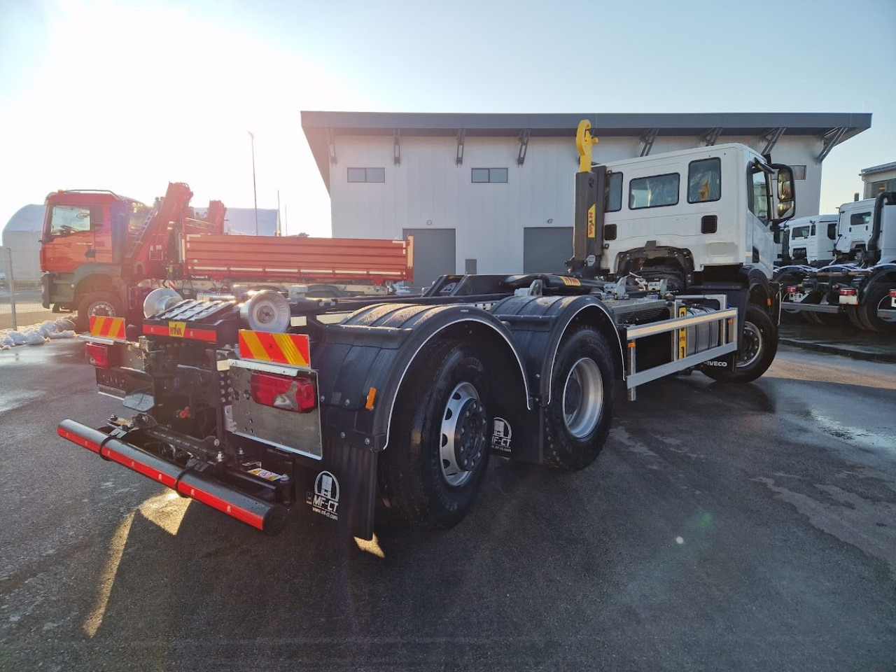 IVECO X-Way AD280X46Y/PS HR ON+ - شاحنة ذات الخطاف: صور 4 IVECO X-Way AD280X46Y/PS HR ON+ - شاحنة ذات الخطاف: صور 4
