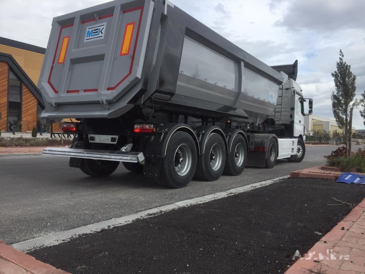 Scorpion Trailer SCORPION TRAILER NEW 3 AXLE TIPPER SEMI TRAILER (MANUFACTURER COMPANY) - قلابة نصف مقطورة: صور 2 Scorpion Trailer SCORPION TRAILER NEW 3 AXLE TIPPER SEMI TRAILER (MANUFACTURER COMPANY) - قلابة نصف مقطورة: صور 2