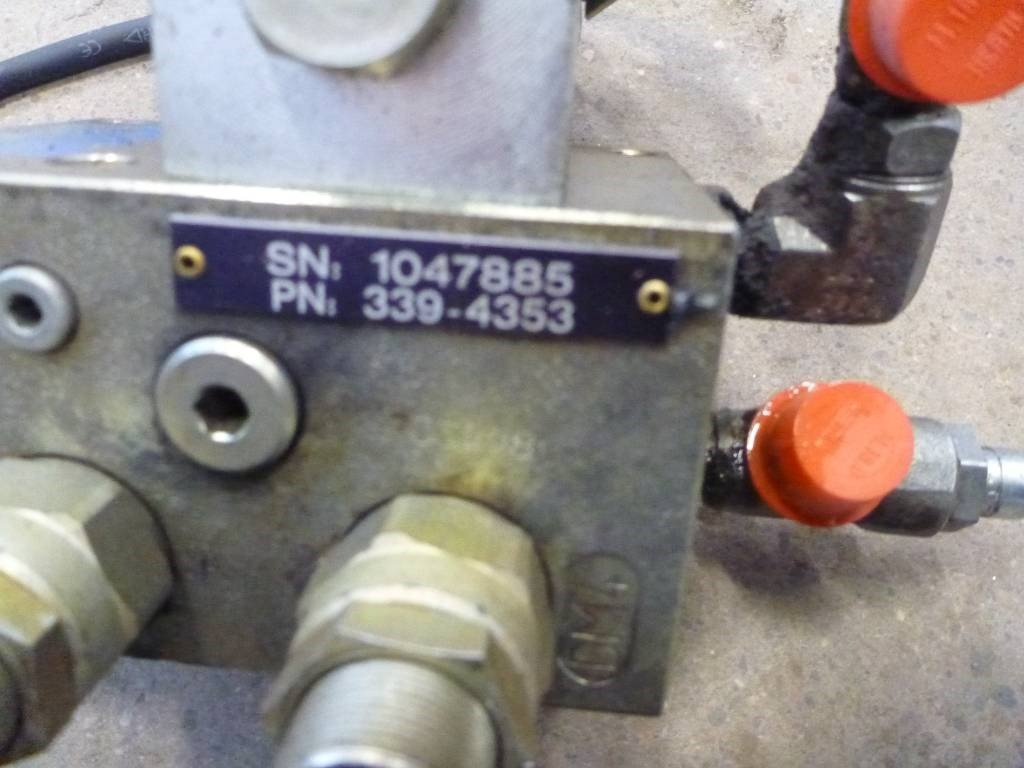 CAT 374 D Ventiler, 339-4353 - علم السوائل المتحركة - آلات البناء: صور 2 CAT 374 D Ventiler, 339-4353 - علم السوائل المتحركة - آلات البناء: صور 2