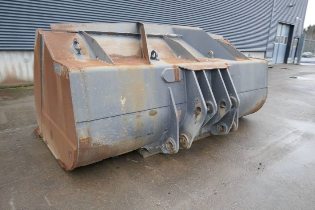 CAT 980M Skopa - بكت - آلات البناء: صور 5 CAT 980M Skopa - بكت - آلات البناء: صور 5